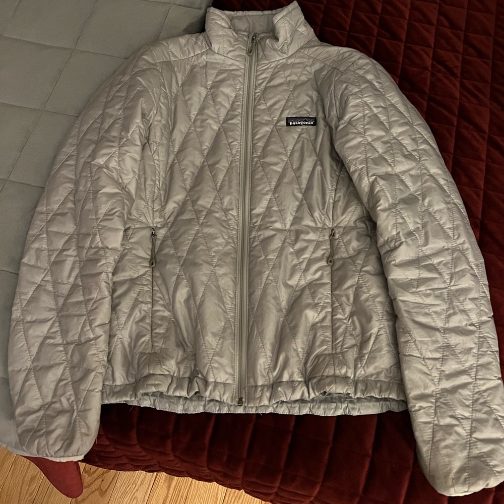 Women’s XS Grey Patagonia Nano Puff Jacket